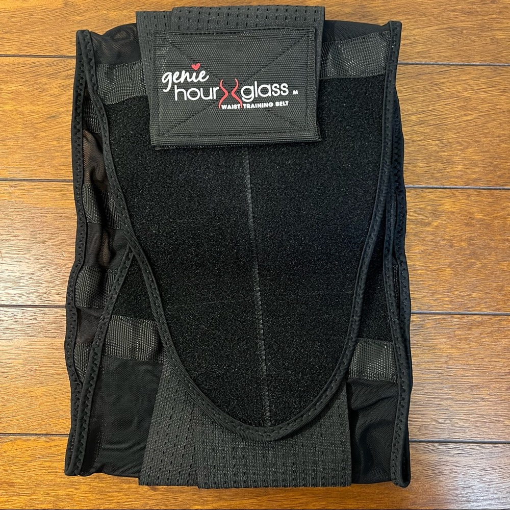 Genie Hour Glass Black Waist Training Belt Sz Small  NIP